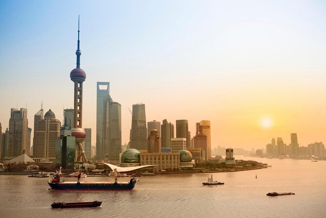 16-Day Private China Essence Tour with Yangtze River Cruise - Beijing Essentials: Tiananmen Square, Forbidden City, Lama Temple, Temple of Heaven