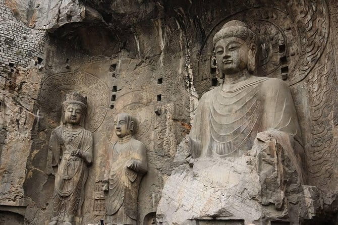 2-Day Xian Highlights Tour from Beijing - Day 1 in Xi’an: City Wall, Bell & Drum Tower Square, Muslim Quarter