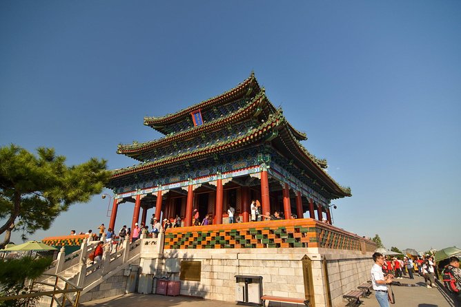 2-Hour Beijing Private Jingshan Coal Hill Park and Beihai Park Walking Tour - The Local-Scene Bonus: Tai Chi, Dancing, and Everyday Beijing