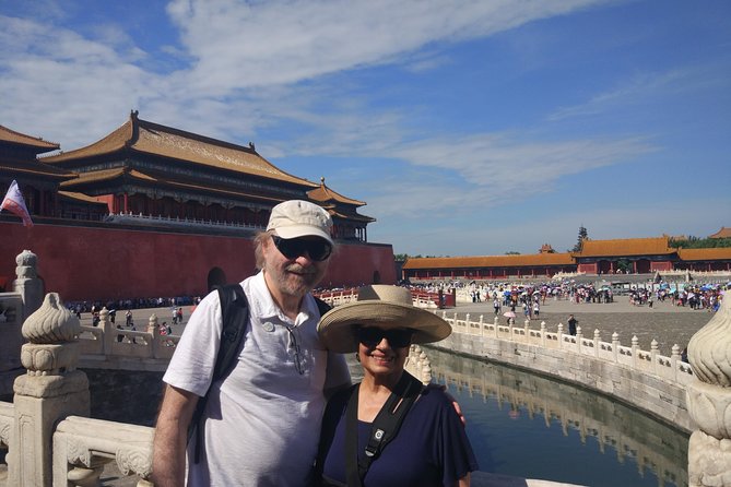 3-Day Beijing Hightlight Tour with Optional Peking Duck & Show - Day 1: Tiananmen Square, Forbidden City, Jingshan, and Hutong lunch