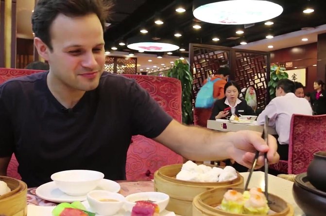 3-Hour Private Night Tour: Beijing Foodie Experience - Yunnan Stops and the Optional Bamboo Worm Add-On