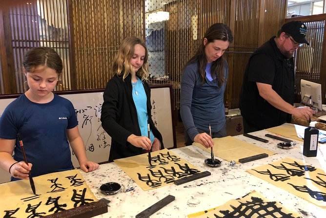 4-Hour Private Tour of Calligraphy Class, Hutong and Dumplings - Hutong walk through zigzag lanes (and the stories behind them)