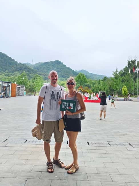 Afternoon Bus Transfer to Mutianyu Great Wall + Entry Ticket - Price and value: why $21 can work (if you want the essentials)