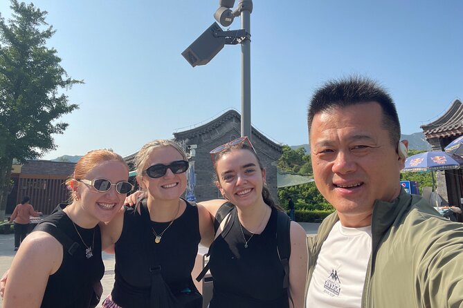 Airport or Hotel Transport to Mutianyu Great Wall - Where You Meet and How to Avoid Beijing Pickup Confusion
