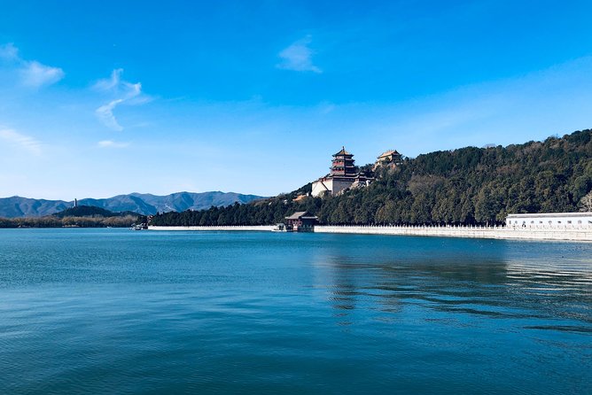 All Inclusive Tour of Summer Palace, Temple of Heaven and Hutong - Hou Hai (Back Lakes) and Hutong streets: the relaxed Beijing interlude