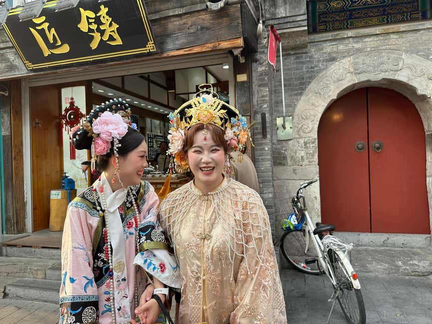 All-Inclusive Tour: Tiananmen Sq, Forbidden City, Great Wall - The Guide Factor: Why Names Like Rocky and Helen Matter