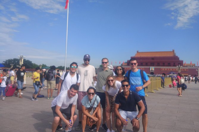 All-Inclusive Tour: Tiananmen Square, Forbidden City, Great Wall - Lunch at a local restaurant: included, and it can work for diets