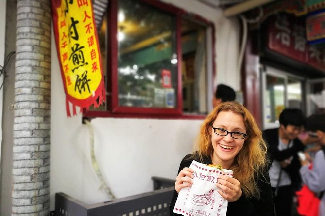 Authentic Old Beijing Hutong Food and Beer Private Tour - Shichahai to hutong alleys: the 3-hour start that sets the tone