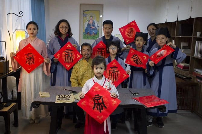 Beijing Acrobatic Show at Regal Palace Theatre (Qin Le Gong) - Timing tips that help you get the best seat in your zone