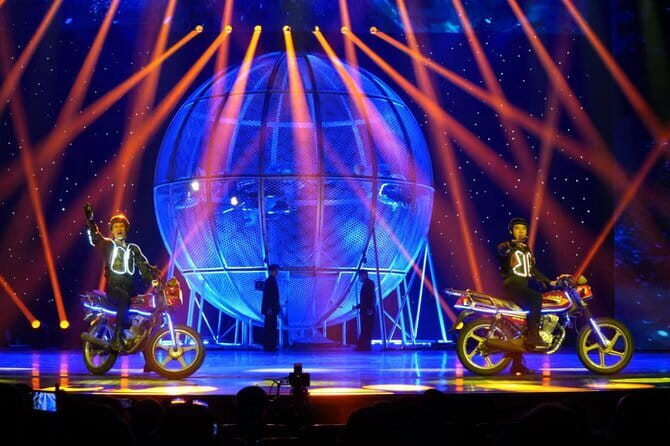 Beijing Acrobatic Show in Red Theater with Guide and Transfer - One Hour of Gravity-Defying Talent at Beijing’s Red Theatre