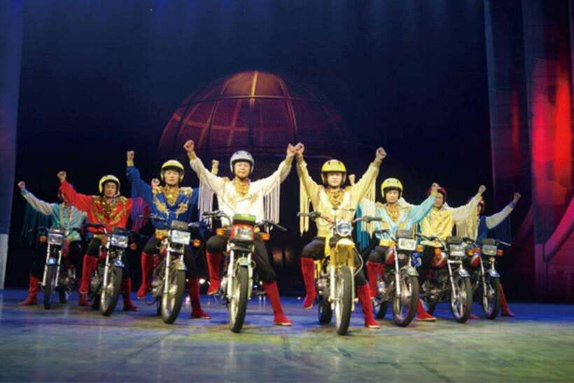 Beijing: Acrobatic Show Tickets Traditional & Modern Fusion - Who should book this acrobat show, and who might skip it