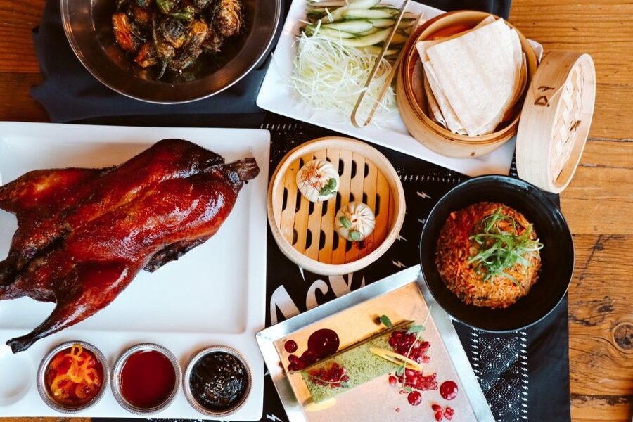 Beijing: Acrobatic Show with Peking Duck Dinner Private Tour - Optional Pearl Market Stop: Gifts and Bargaining Tips