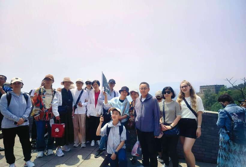 Beijing: Badaling Great Wall Private Tour w Language Option - The 1-hour Secret Stop shopping break: plan around it