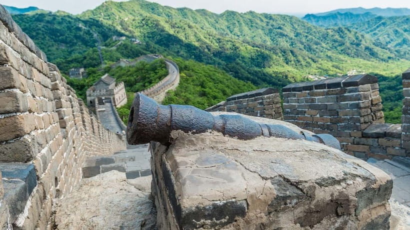 Beijing:Badaling Night Great Wall Ticket, Tour & Show - The 7:20 PM panoramic light show and how to watch it