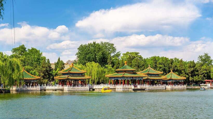 Beijing: Beihai Park Entry Ticket & English PDF Guidebook - Key things I’d focus on before you go