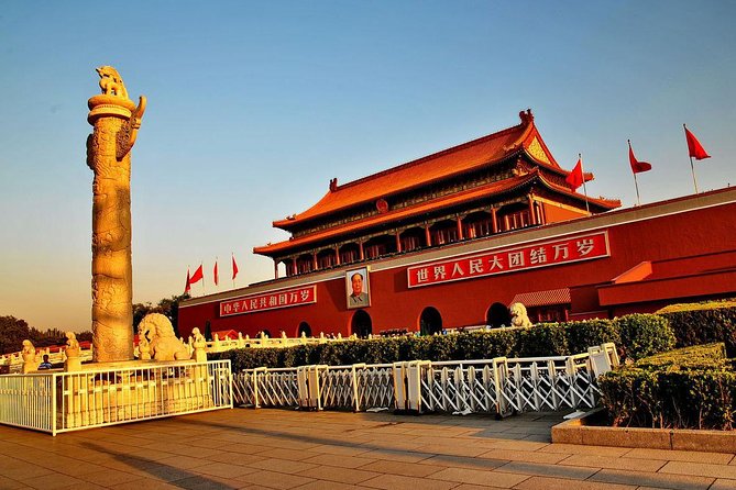 Beijing Capital Airport to Beijing Hotels:Private with Meet & Great Service - Finding Your Driver Fast: Sign, Details, and Backup Options
