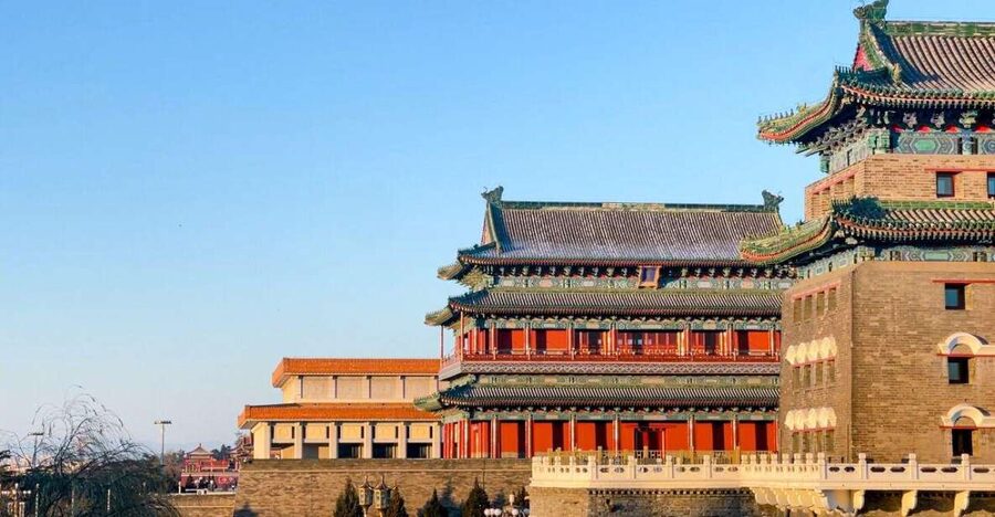 Beijing Classic 2-day Package Tour - Day 1: Temple of Heaven, Yandai Byway, Tian’anmen Square, Forbidden City (and hutongs)