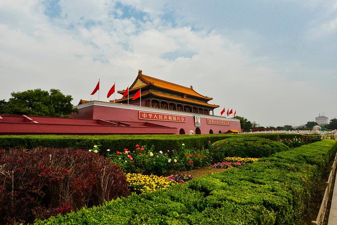 Beijing Forbidden City Skip-the-Line and Huanghuacheng Great Wall Private Tour - Entering the Forbidden City the efficient way (and what the backup plan means)