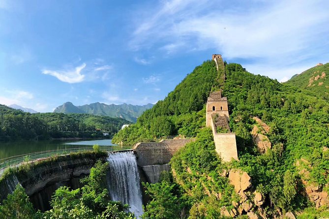 Beijing Forbidden City Skip-the-Line and Huanghuacheng Great Wall Private Tour - Tian’anmen Square at 8:00am: a calm start before the main event