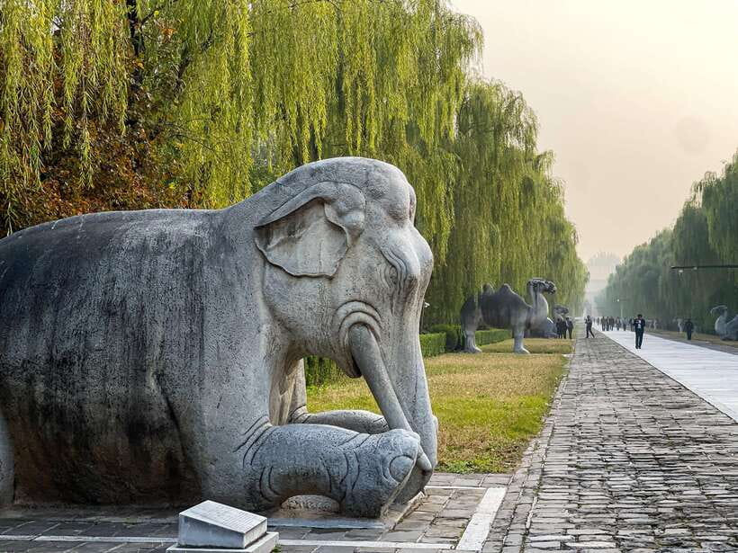 Beijing: Great Wall and Ming Tomb All-inclusive Private Tour - Getting to Mutianyu: 76km, Short Transfers, and Fewer Headaches