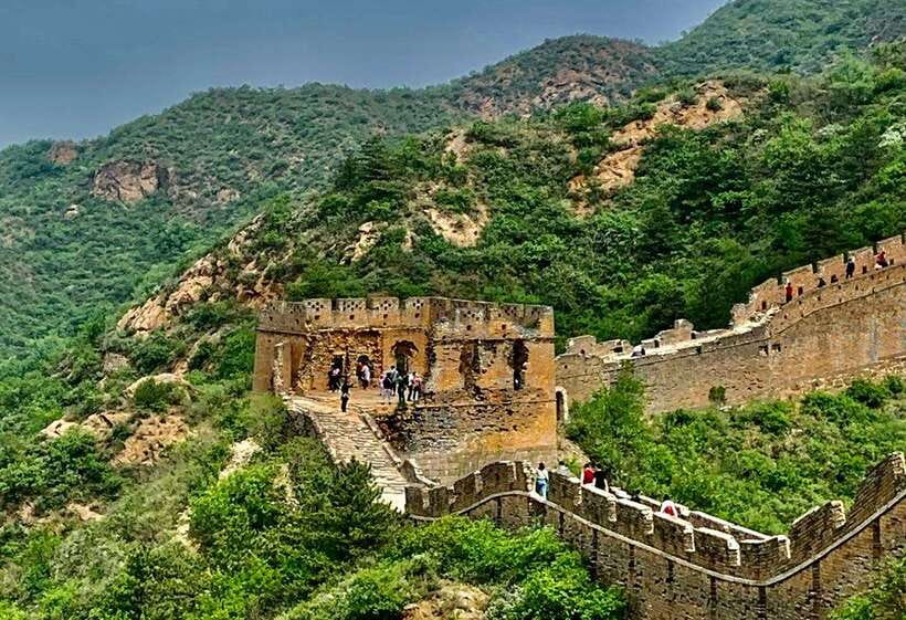 Beijing: Great Wall Layover Tour with a Native - PEK Pickup Made Real: Terminal 3 Starbucks, Then Terminal 2 If Needed