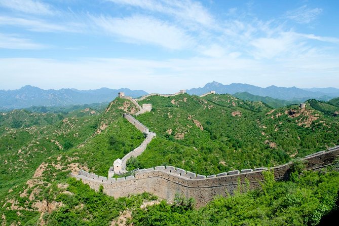 Beijing Gubei Water Town and Great Wall Day Trip - Simatai Great Wall: cable car access and what 2 hours really means