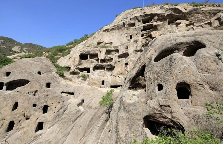 Beijing: Guyaju Cave Dwellings with Optional Visits - Why Guyaju Cave Dwellings beat another crowded day