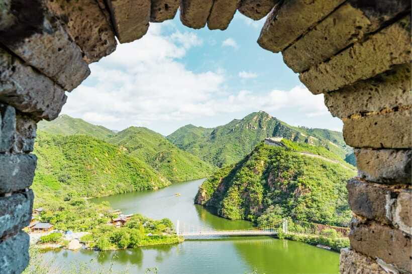 Beijing: Huanghuacheng Lakeside Great Wall Bus/Private Tour - Getting Out of Beijing: The Parts That Make or Break the Day