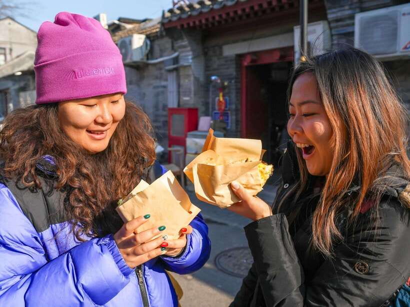 Beijing: Hutong Breakfast Food Tour - Mr. Yu’s Comfort-Food Stops: Beef Flatbread and Tofu Pudding