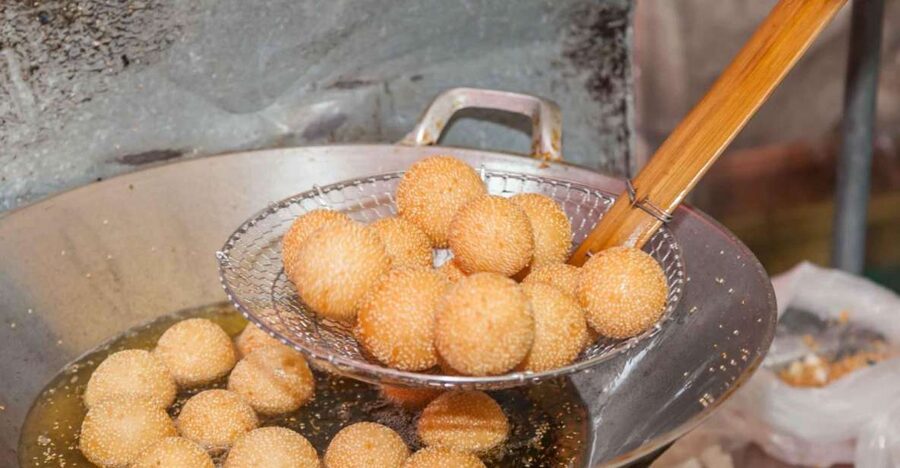 Beijing: Hutong Culinary Walking Tour with 15+ Tastings - How Your Guide Chooses Stops (and What to Tell Them)