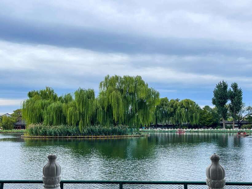 Beijing: Hutongs & Drum Tower City Walking Tour - Taoism Temple by Jing-hang Canal and Wanning Bridge: A Calm Detour with Context