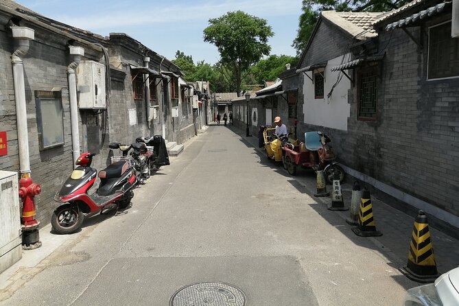 Beijing Hutongs Walking Tour - Mao’er Hutong: stories you can attach to a street