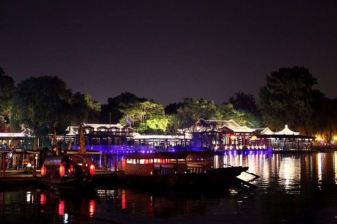 Beijing Imperial Dining Experience at Bai Jia Da Yuan Restaurant with Houhai Lake Bar Tour - Entering Bai Jia Da Yuan’s palace grounds (where the night starts)
