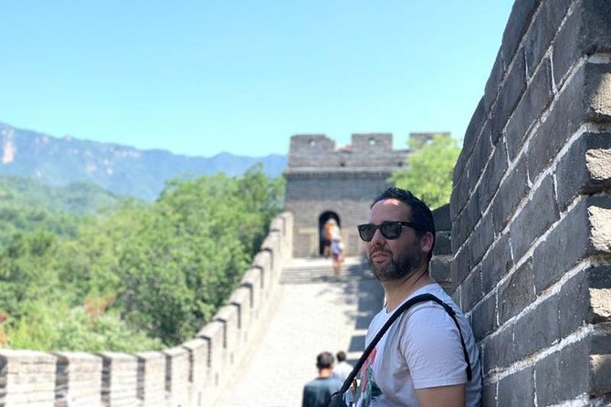 Beijing Layover: Mutianyu Great Wall Guided Tour or Transfer - Private Driver vs Guided Tour: Which Package Matches Your Style