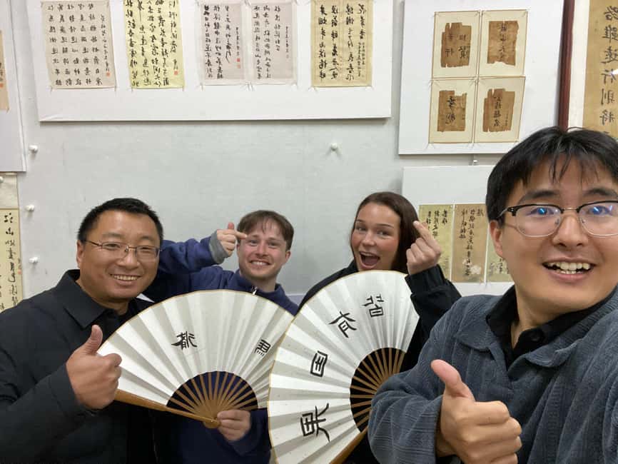 Beijing liulichang : Learn Calligraphy orCarving from Master - Seal carving session: identity, practice first, then the real chop