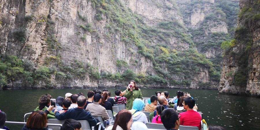 Beijing: Longqing Gorge, Ming Tombs & Lunch Private Day Tour - Key Things You’ll Notice on This Private Beijing Day
