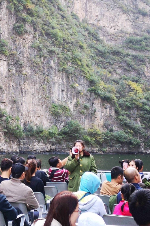 Beijing: Longqing Gorge, Ming Tombs & Lunch Private Day Tour - Longqing Gorge: Dragon Escalator Climb and Moon Island Temples