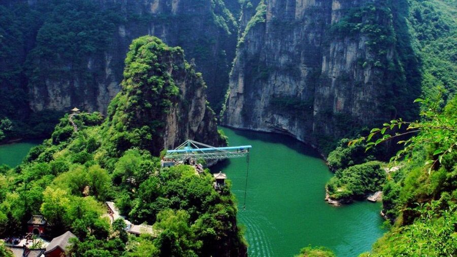 Beijing: Longqing Gorge, Ming Tombs & Lunch Private Day Tour - Ming Tombs at Dingling: Walking the Excavated Underground Palace