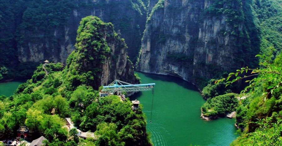 Beijing: Longqing Gorge, Ming Tombs & Lunch Private Day Tour - Cruise Across the Lake and Paid Water Sports Options