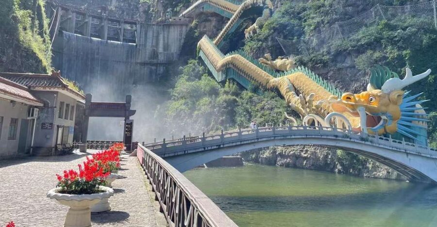 Beijing: Longqing Gorge w/Great Wall or Guyaju Private Tour - Key points before you go
