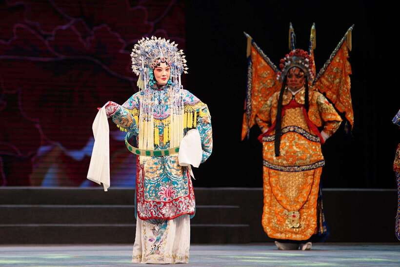 Beijing: Must-See Peking Opera at Liyuan Theatre Ticket - Peking Opera at Liyuan Theatre: Why this show feels different in Beijing