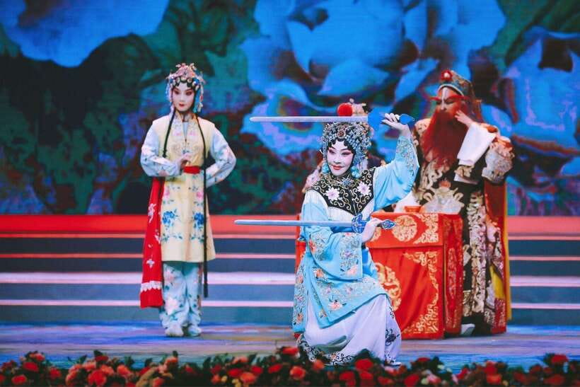 Beijing: Must-See Peking Opera at Liyuan Theatre Ticket - Who will love this most (and who should think twice)