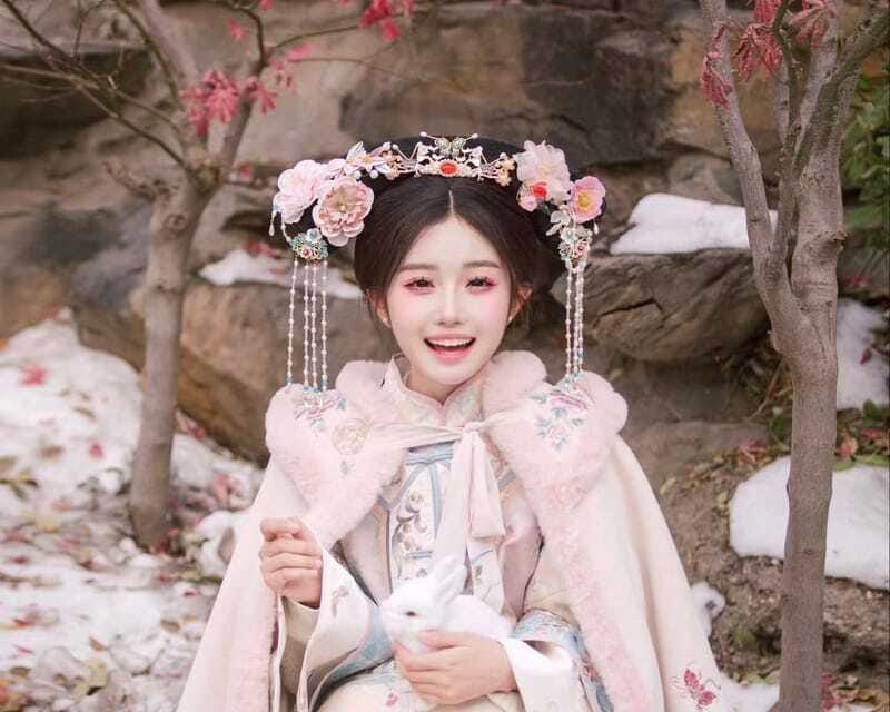 Beijing: Must-Try Chinese Ancient Costume Rental& Photoshoot - The photoshoot near the Forbidden City moat: what you’re really paying for