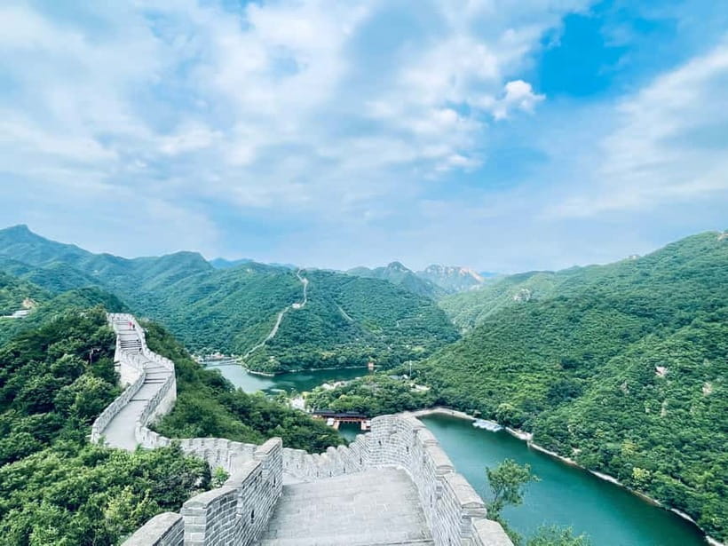 Beijing:Mutianyu/Badaling Great Wall Tour with VIP Fast Pass - Key Takeaways Before You Go
