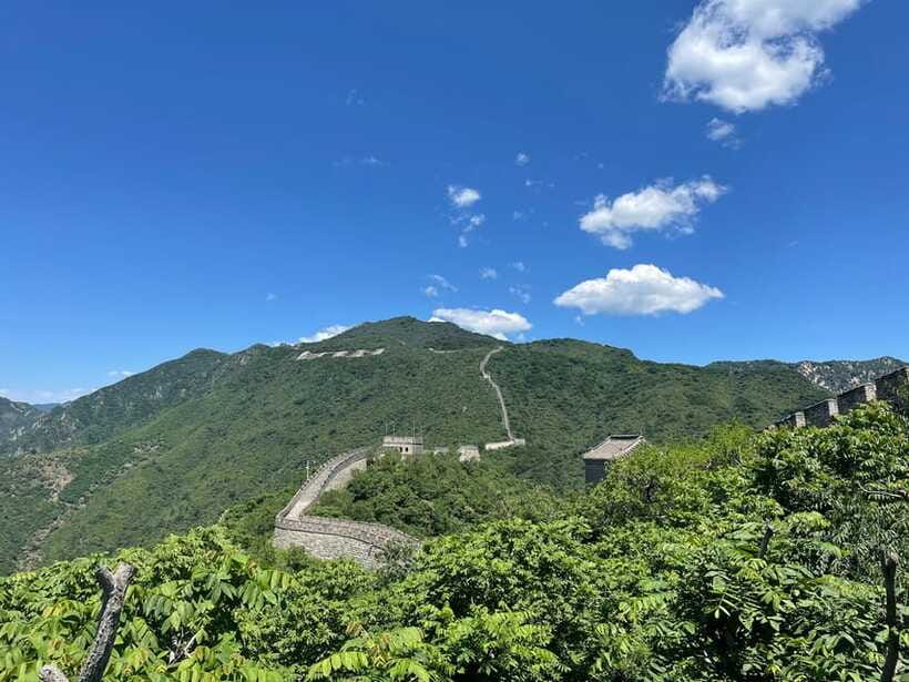 Beijing: Mutianyu Great Wall Bus Tour with Ticket &Cable car - Mutianyu Great Wall: Cable Car Access and a Self-Guided 5-Hour Walk