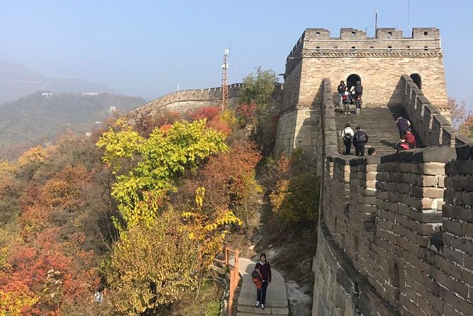 Beijing: Mutianyu Great Wall Private Tour - Entering Mutianyu: the point of the guide (and why it saves time)