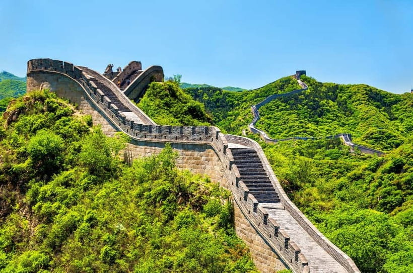 Beijing: Mutianyu Great Wall Tours–Tickets&Day/Night Options - XR shows, buffet lunch, and performances: the small extras that save effort