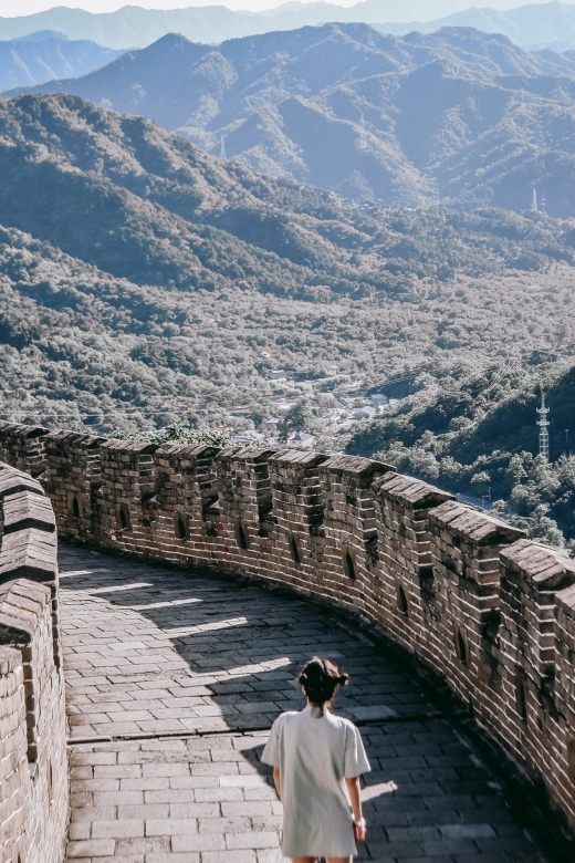 Beijing: Mutianyu & Summer Palace Tour–Group/Private Options - Mutianyu Great Wall: cable car vs ski lift, and how much walking you’ll actually do
