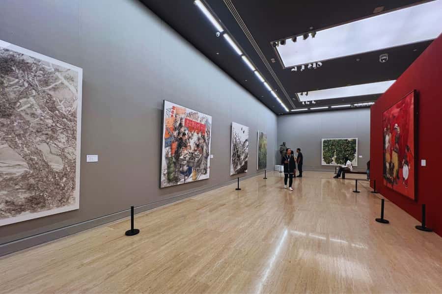 Beijing: National Art Museum of China Entry Reservation - Redeeming your reservation at the ticket office, smoothly