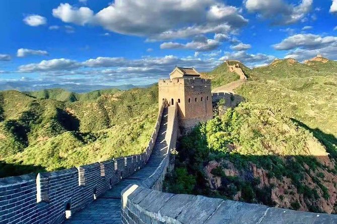Beijing Private Layover Tour to Mutianyu Great Wall - Mutianyu on the ground: hike time and view time